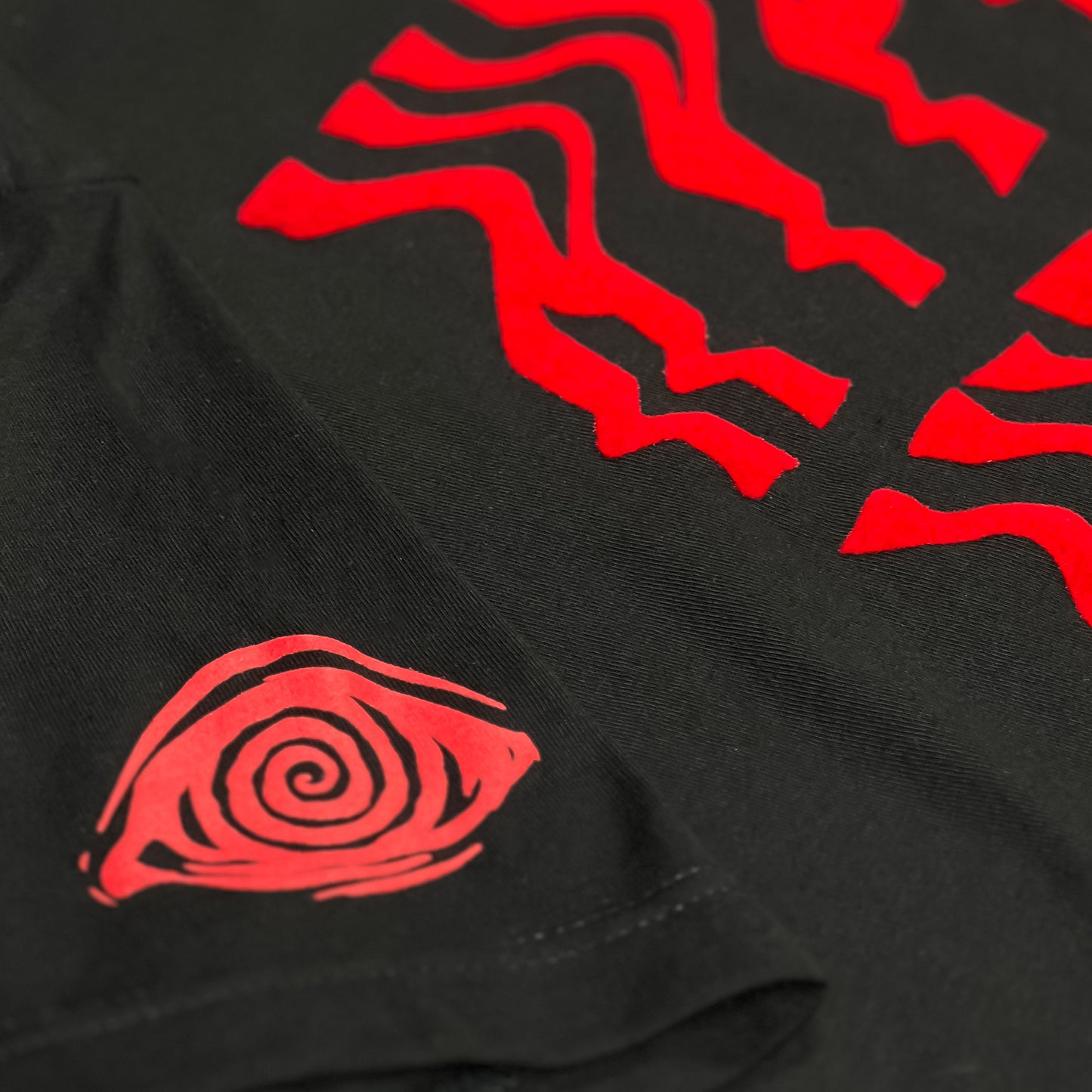 HypnoVizion - Time Ripple Flocked Tee - Black