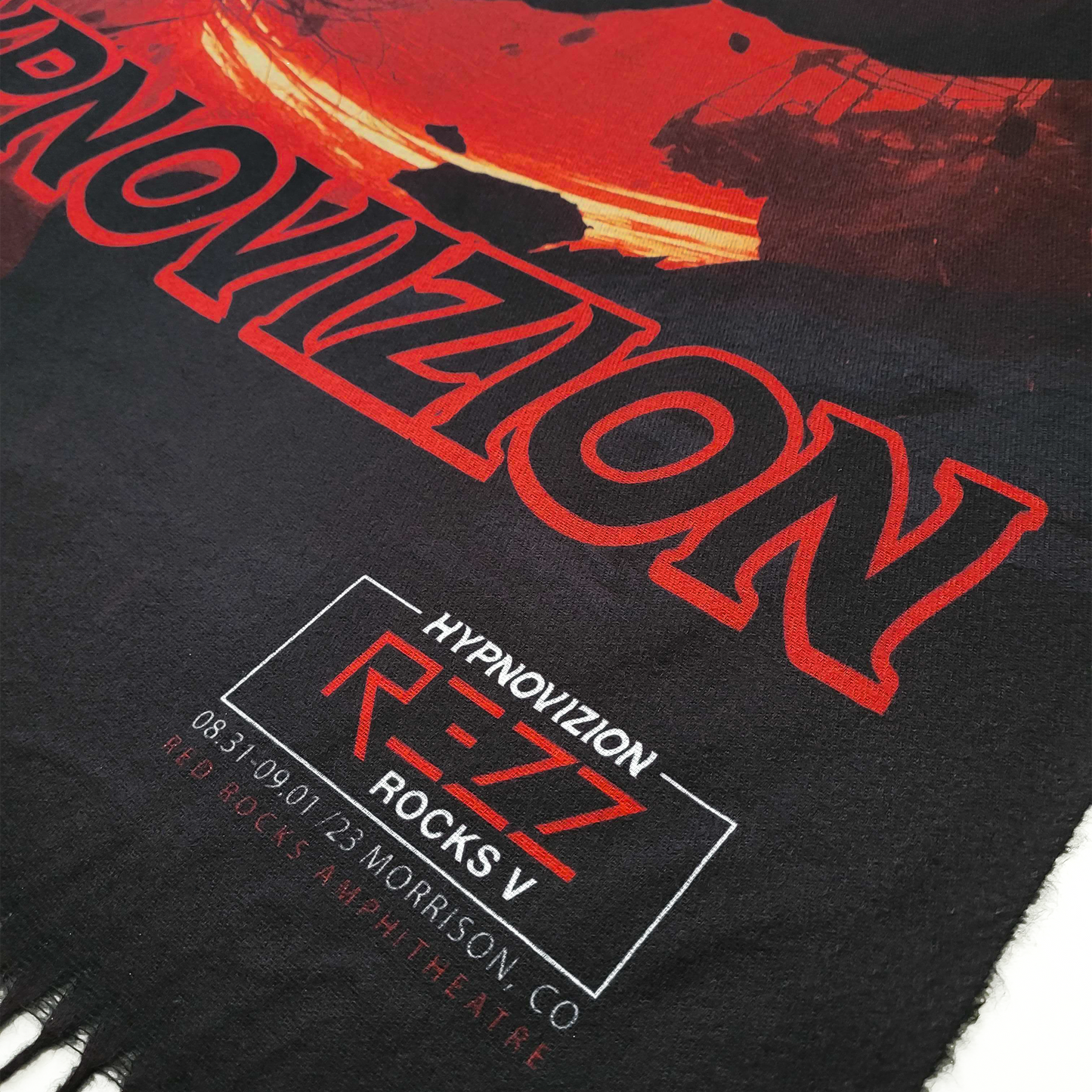 REZZ - Rezz Rocks Pop Up - Pashmina